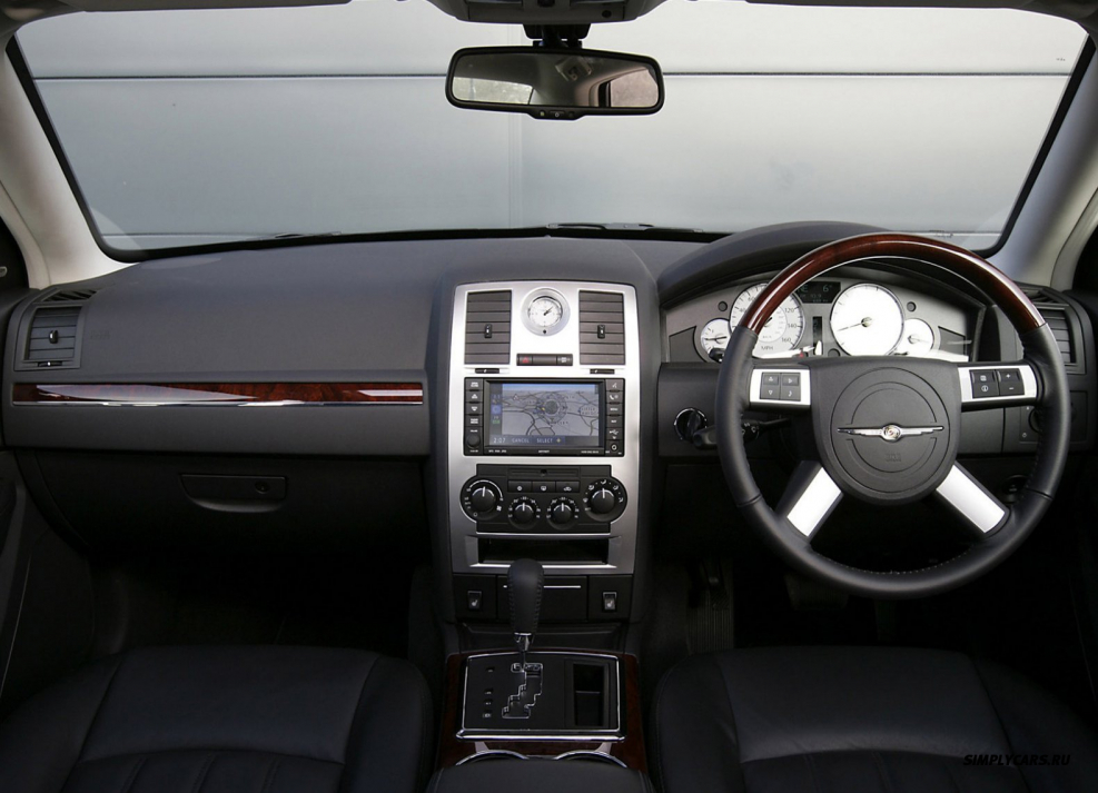 Chrysler 300c 2007 салон