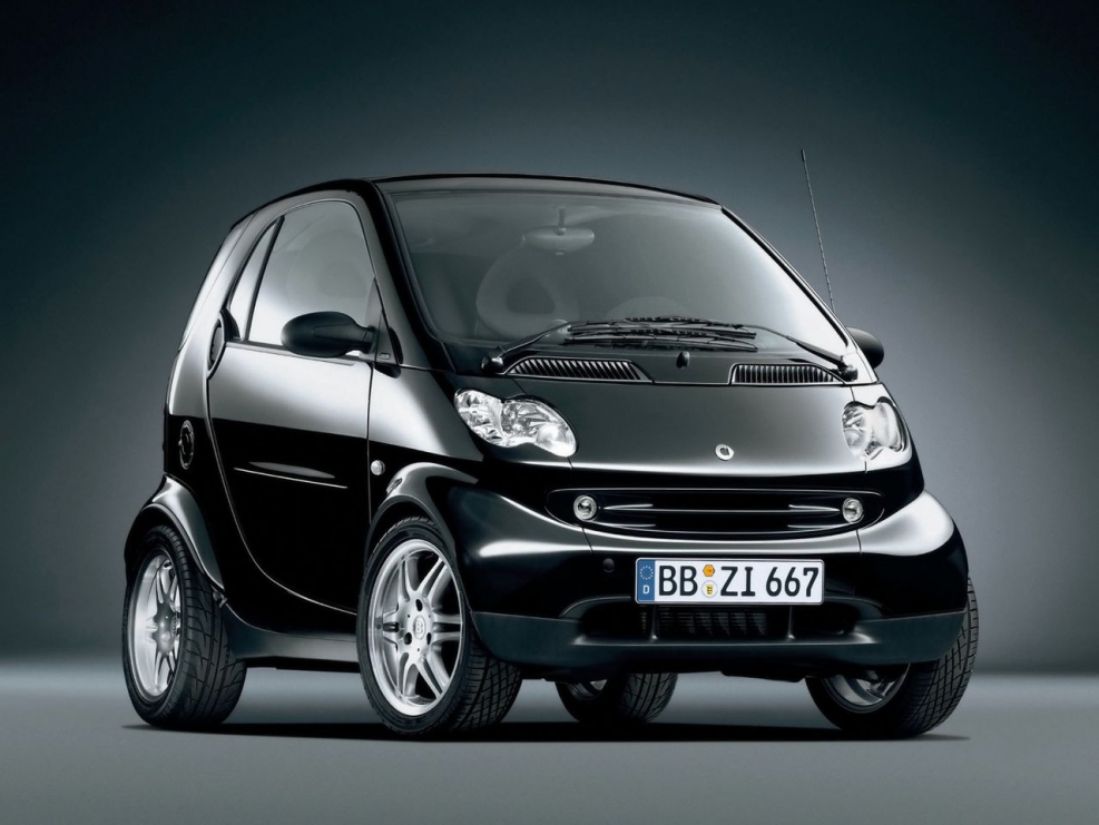 Mercedes Smart car