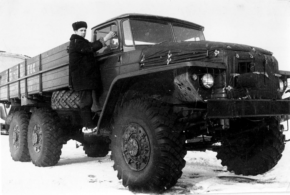 Урал 377 салон