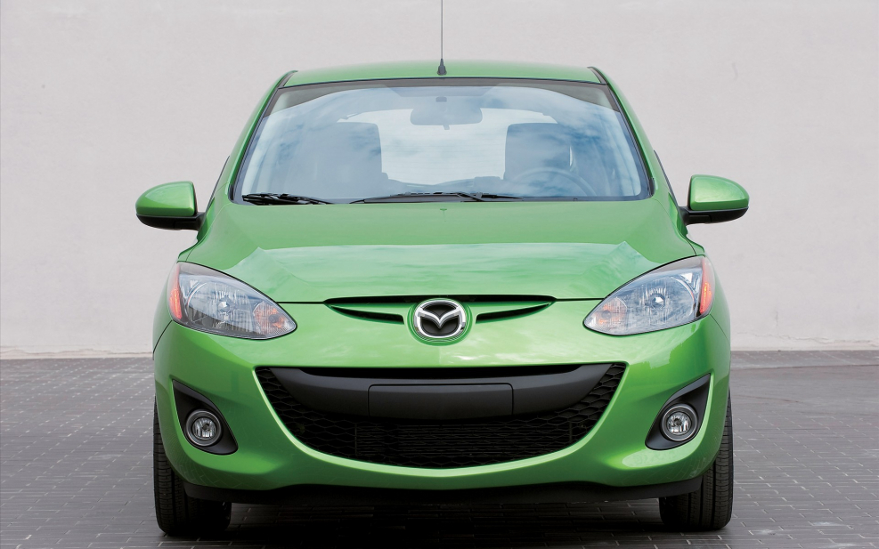 Mazda 2 хэтчбек
