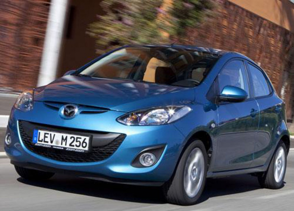 Mazda 2 2015