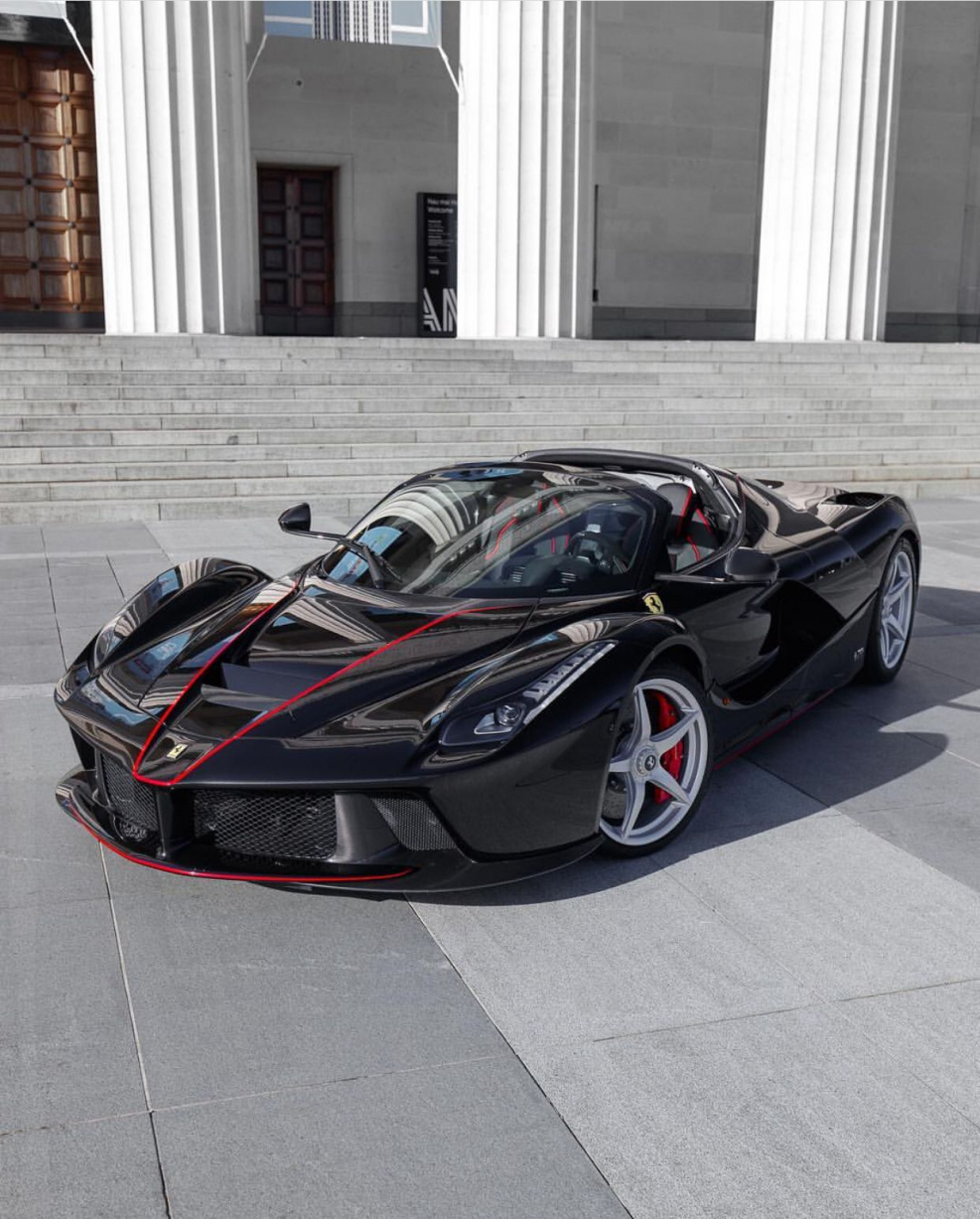 Ferrari LAFERRARI 2019