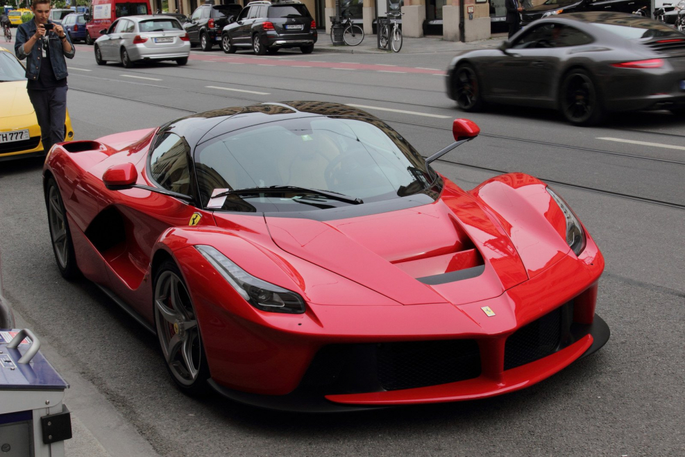 Ferrari ЛАФЕРРАРИ