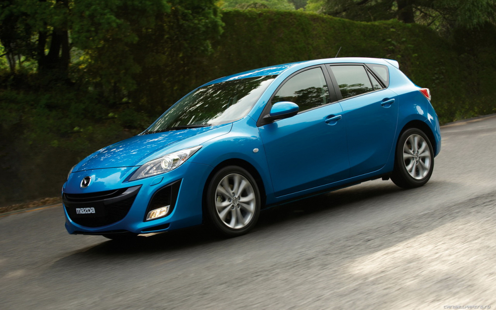 Mazda 3 хэтчбек