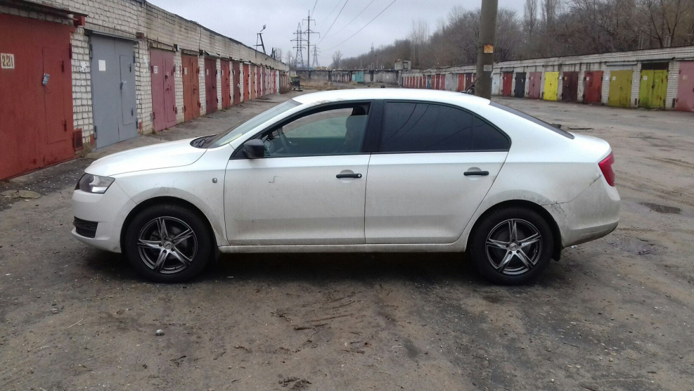 Skoda Rapid r16