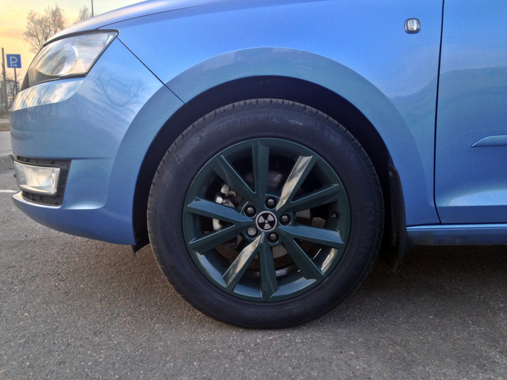 Skoda Rapid r17 штатные