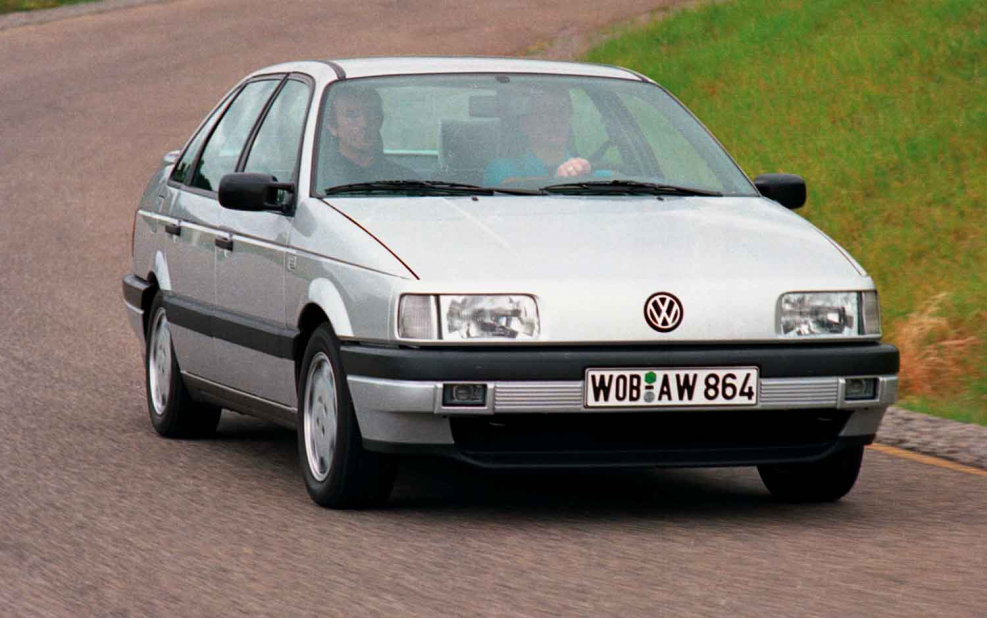 Volkswagen Passat b3 седан