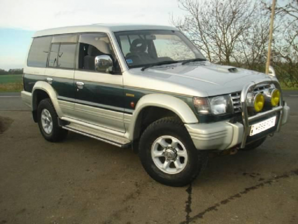 Мицубиси Паджеро 2800