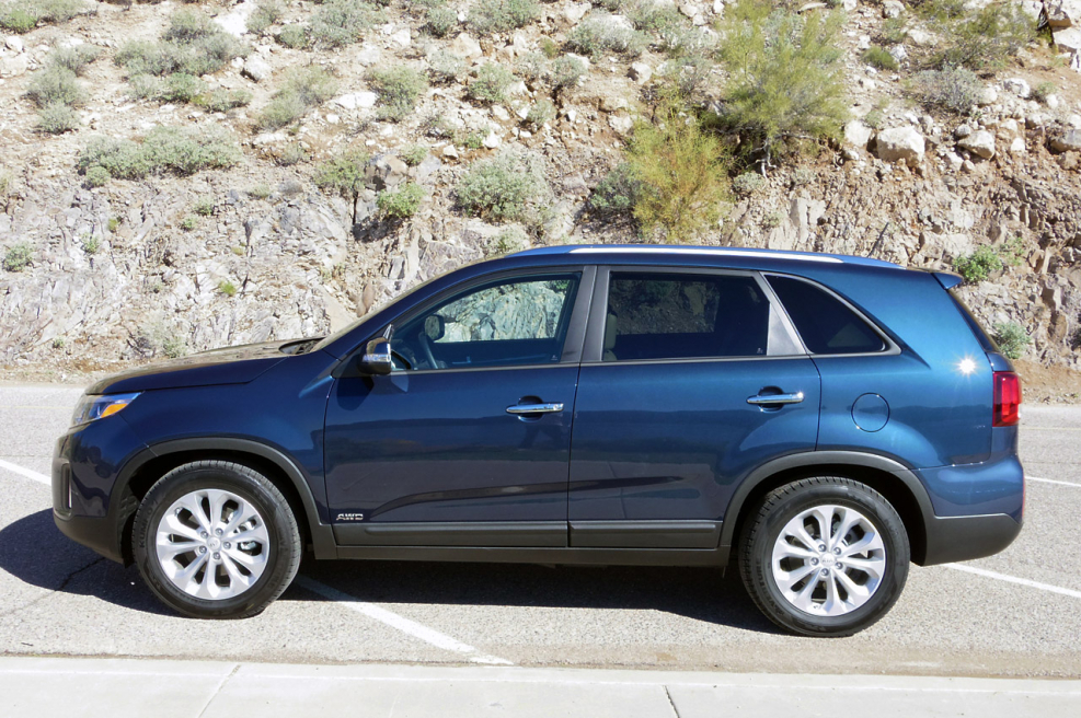 Kia Sorento 2014 темно-синий