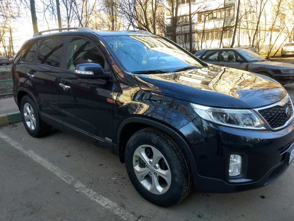 Kia Соренто синяя