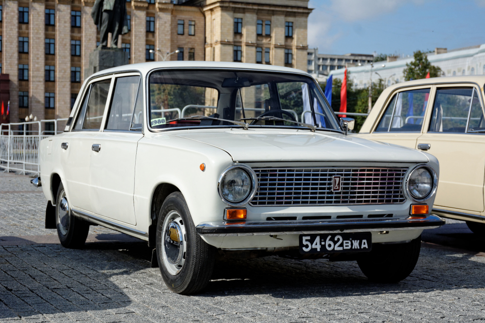 ВАЗ-21011 Жигули-1300