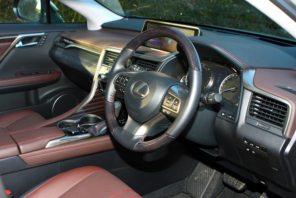 Lexus RX 2020 Interior
