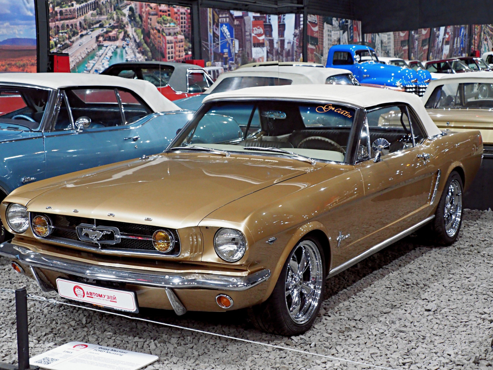 Форд Мустанг 1965 Fastback
