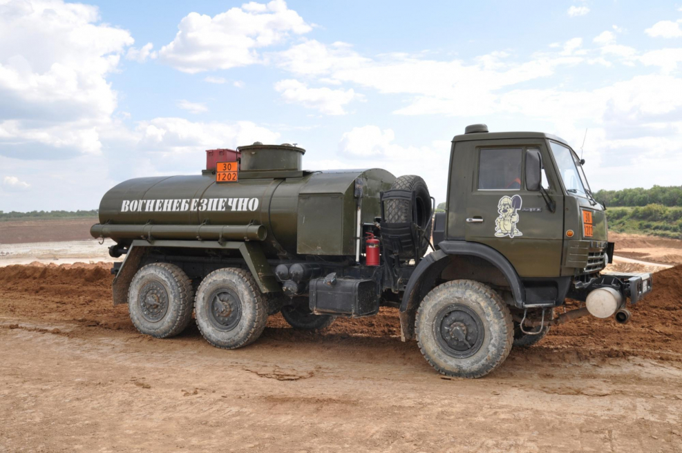 КАМАЗ 43101 АЦ 7