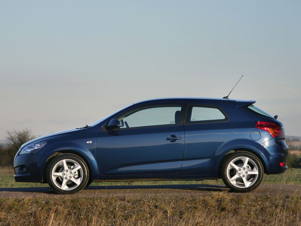 Kia Ceed хэтчбек купе 1