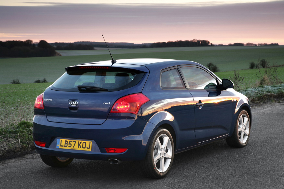 Kia Ceed купе 2008