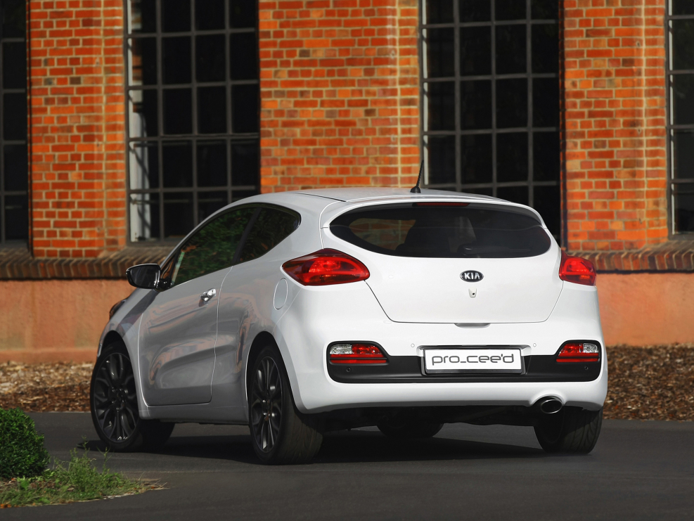 Kia Ceed 2013 Coupe