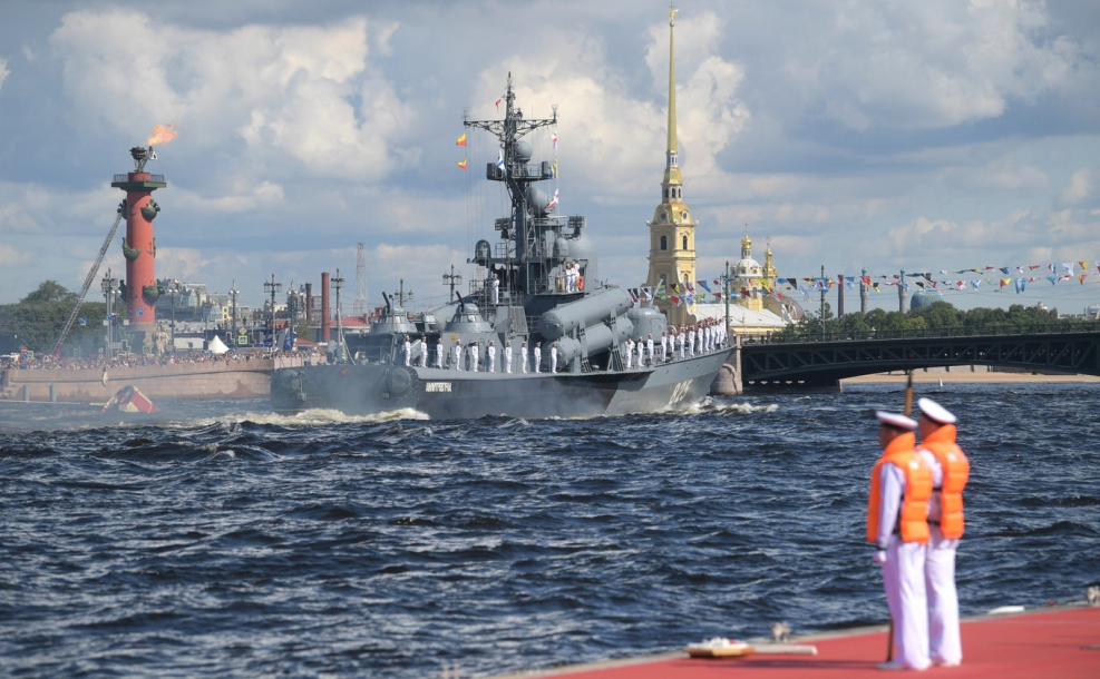 Парад ВМФ В Санкт-Петербурге
