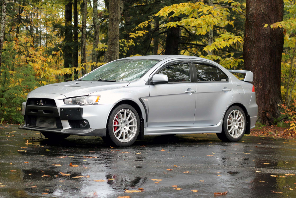 Mitsubishi Lancer Эво 10