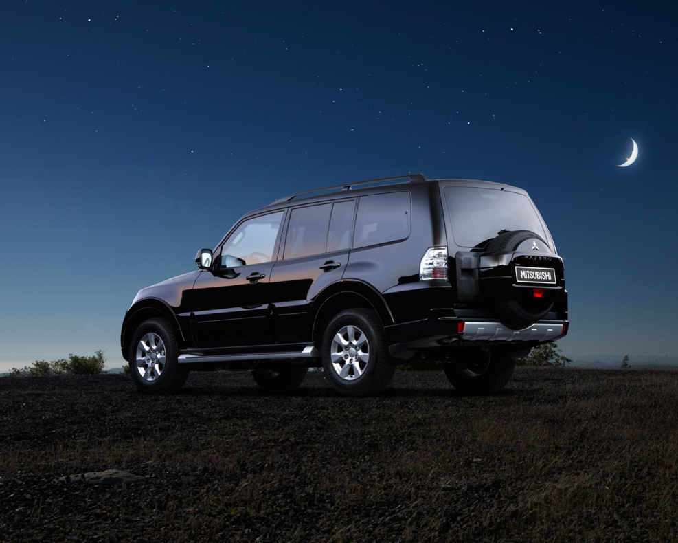 Митсубиси Паджеро 4