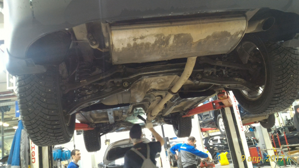 Hyundai ix35 снизу