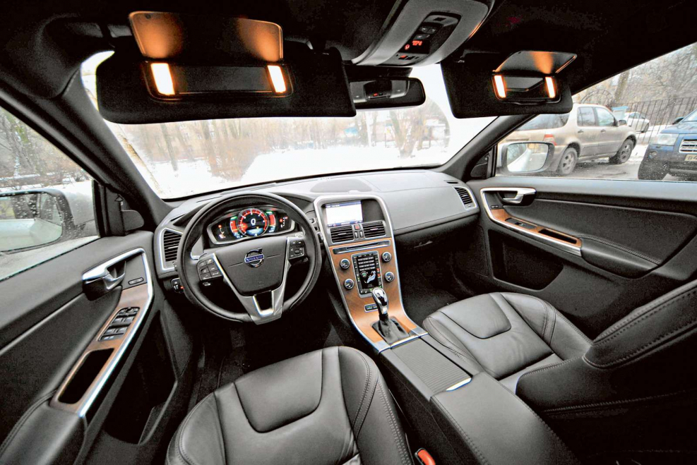 Вольво седан v60 салон