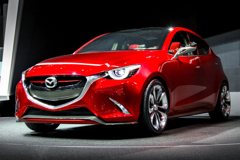 Машина Mazda
