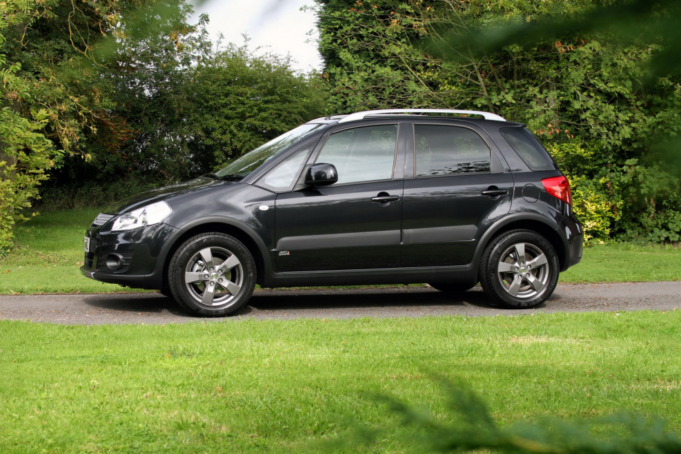 Сузуки sx4 2010 черная