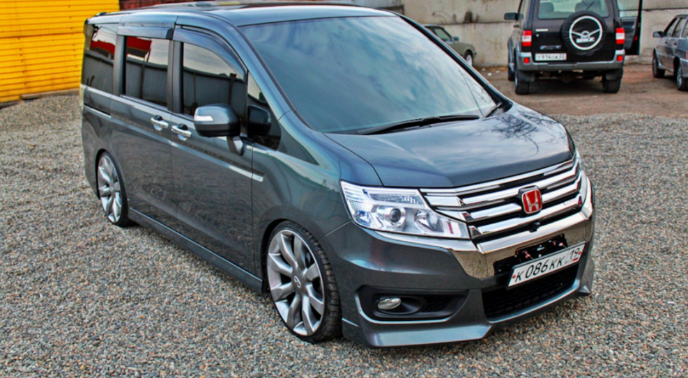 Honda Stepwgn spada Tuning