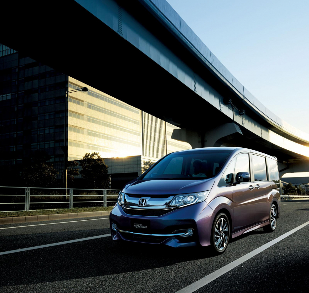Honda Stepwgn spada 2015