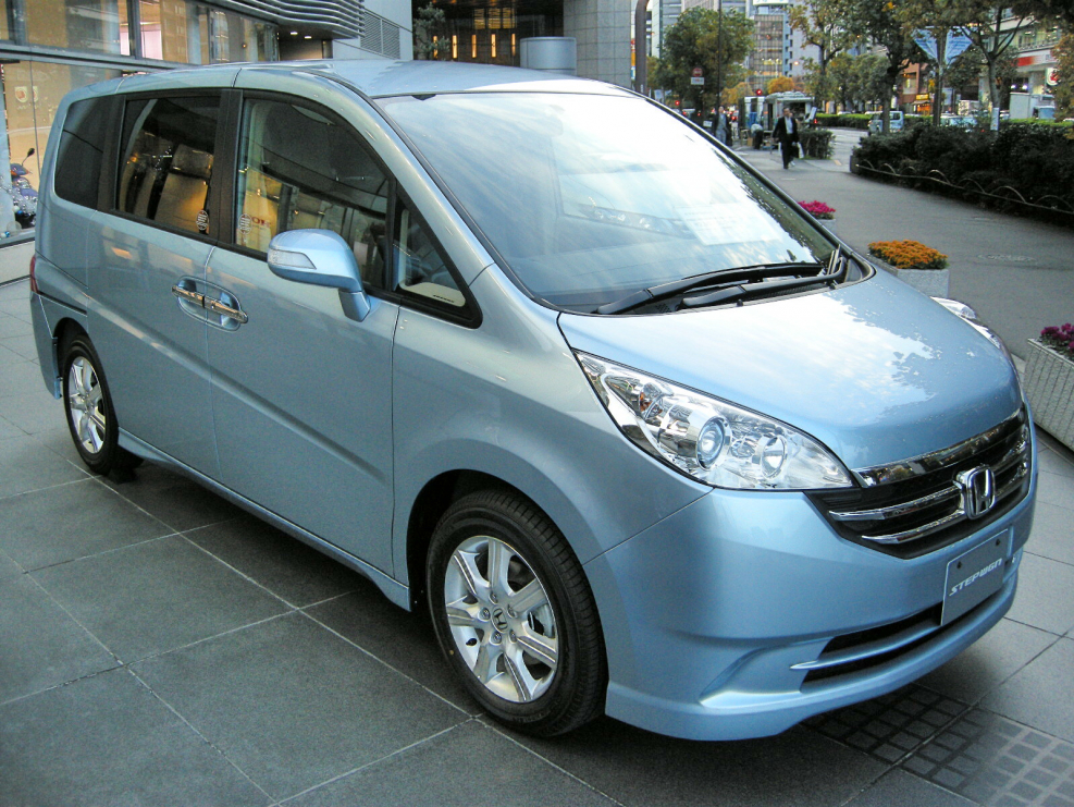 Honda Stepwgn 2005