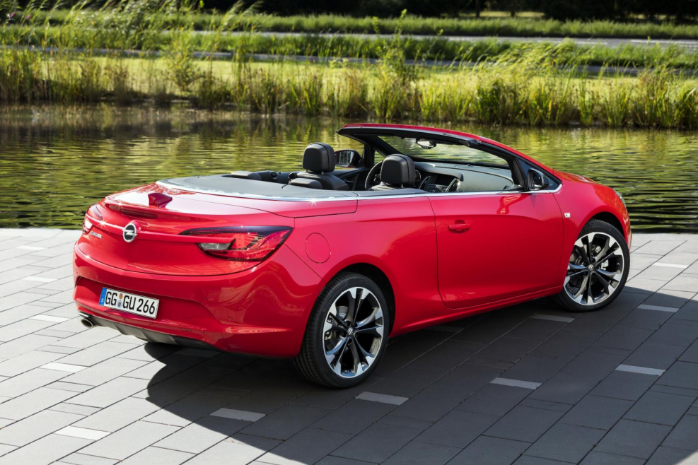 Opel Cascada кабриолет
