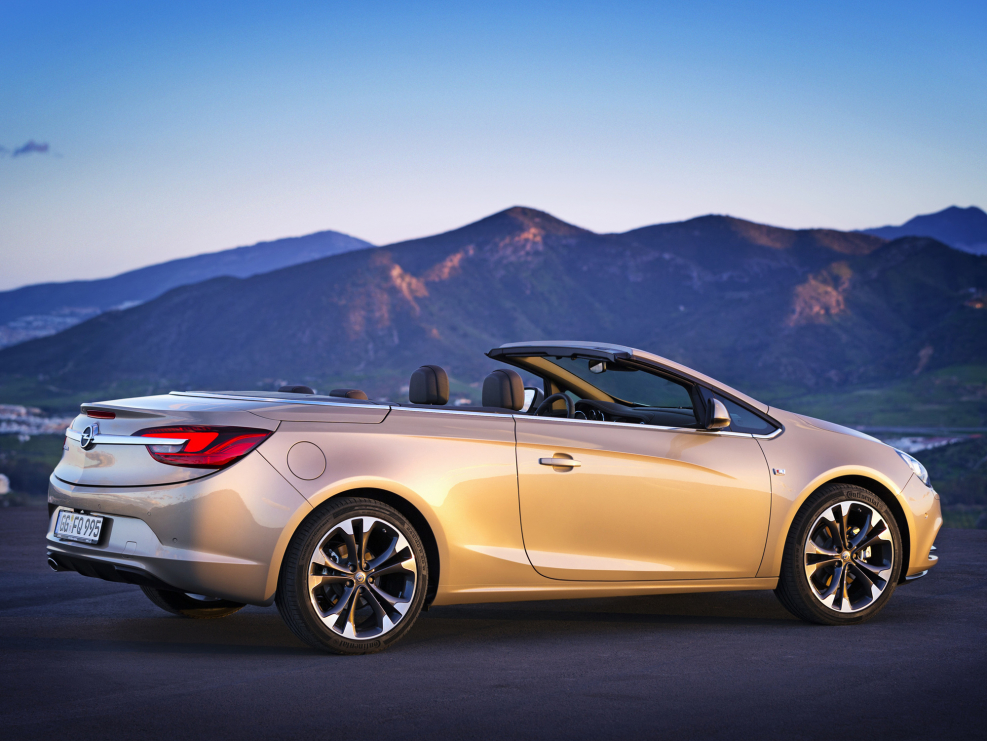 Opel Cascada кабриолет