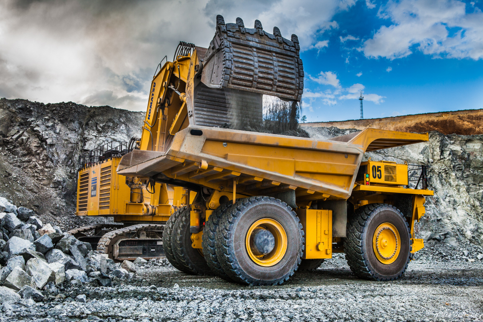 Komatsu 730e