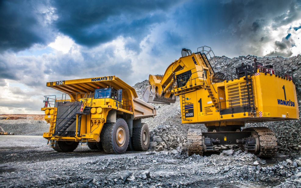 730е Komatsu
