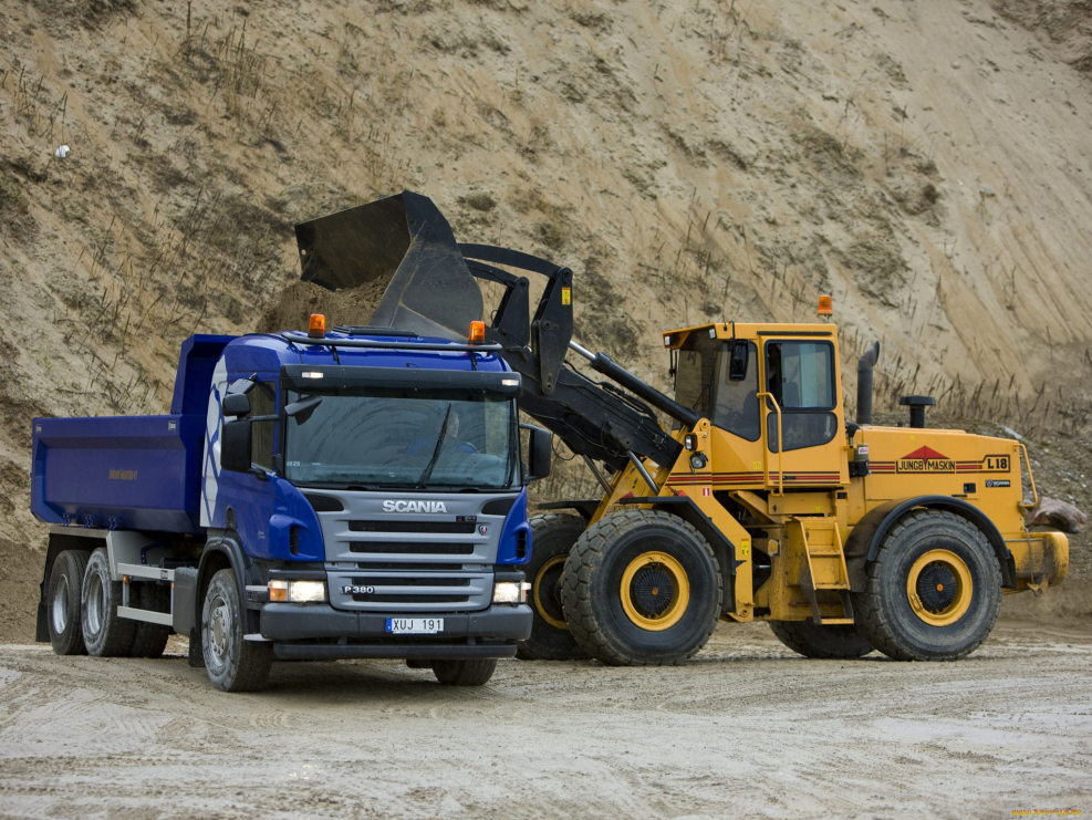 Спецтехника (JCB 4cx super/Cat 444f)