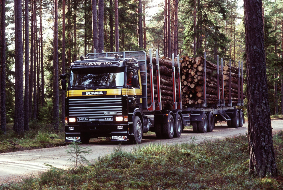Скания r143