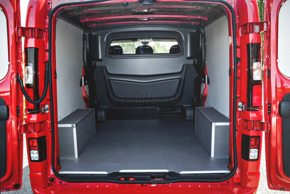 Opel Vivaro b