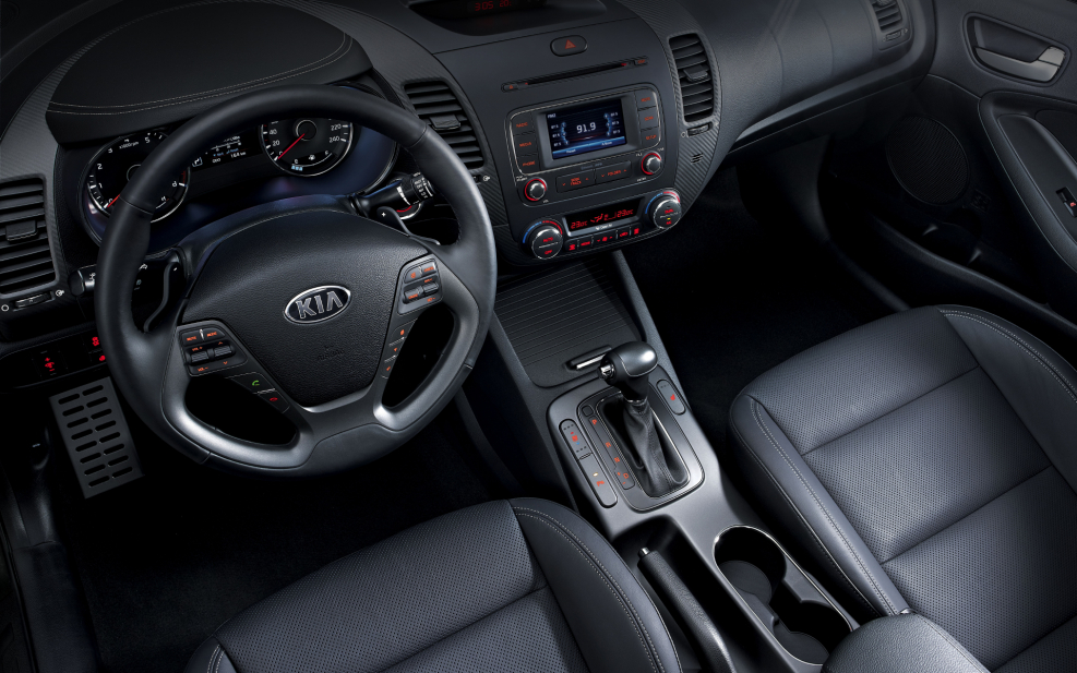 Kia Cerato Forte 2015 салон