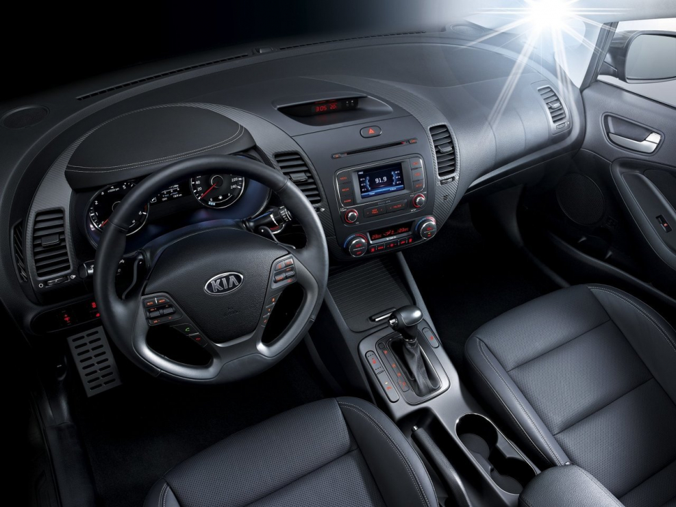 Kia Cerato 2014 Interior