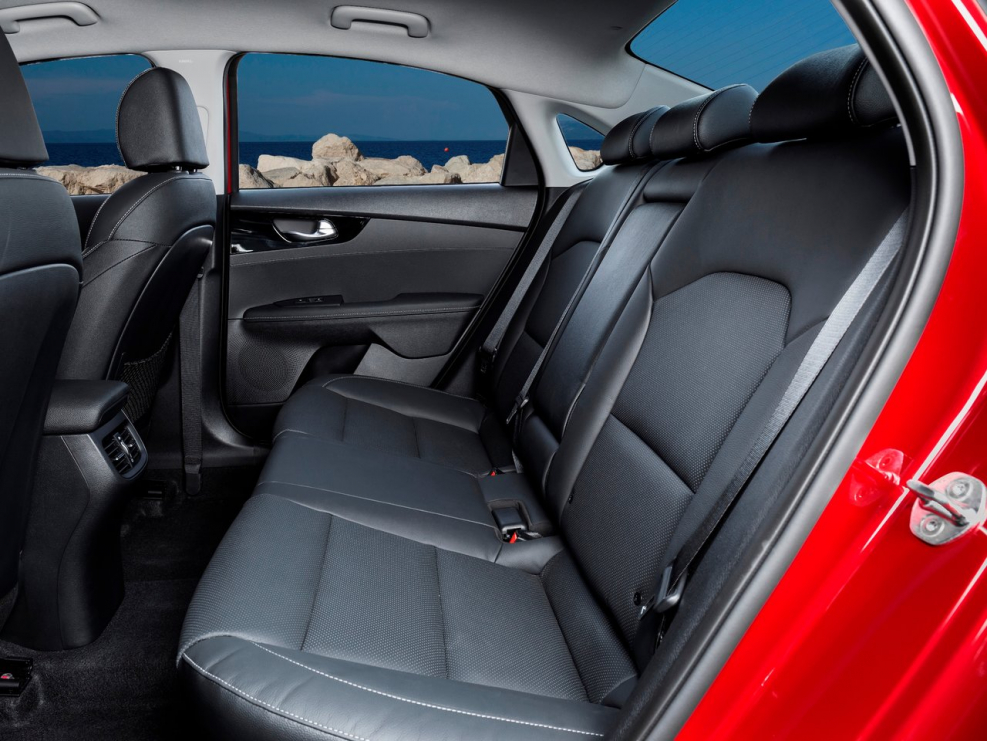 Kia Cerato Classic 2018 салон
