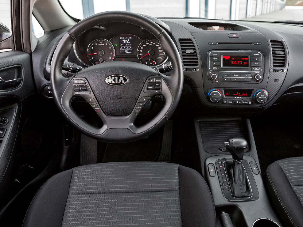 Kia Cerato 2015 салон