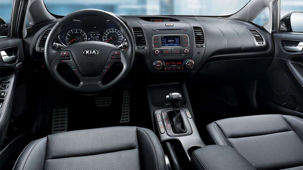 Kia Cerato 2013 салон