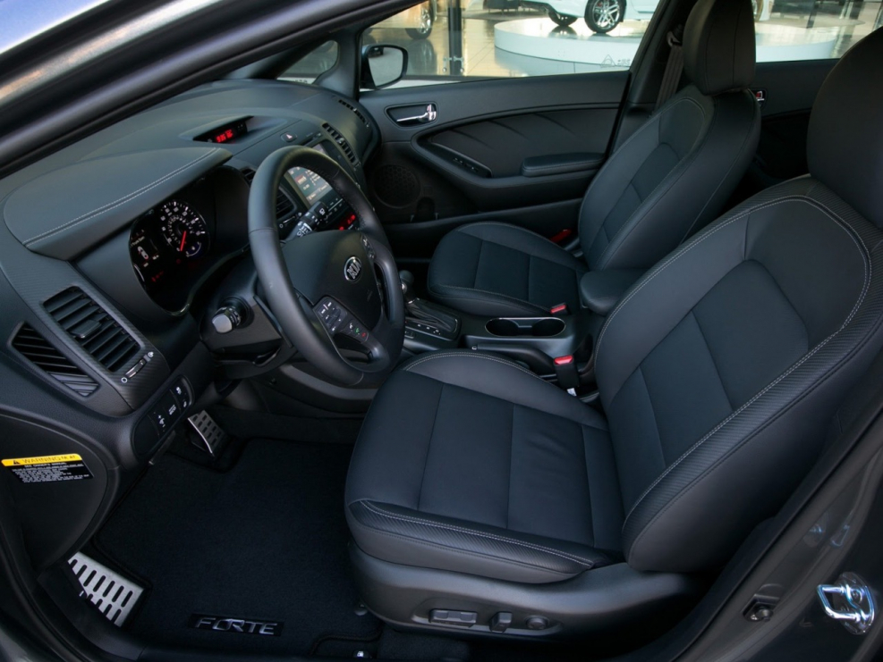 Kia Forte 2014 салон