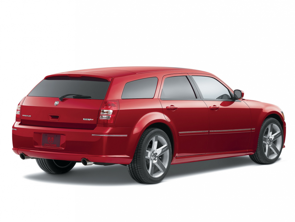 Dodge Magnum универсал srt
