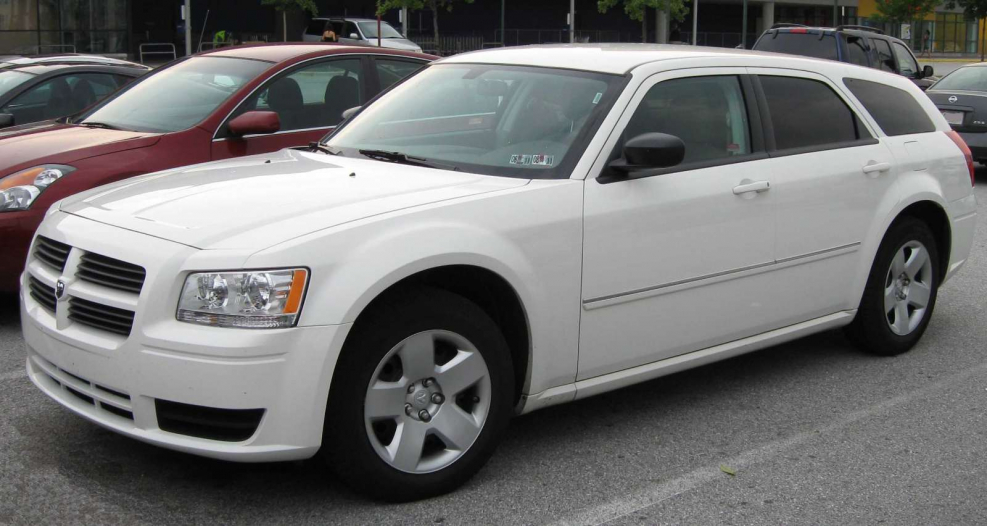 Dodge Magnum 2004