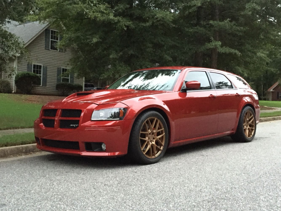 Dodge Magnum srt8 2006