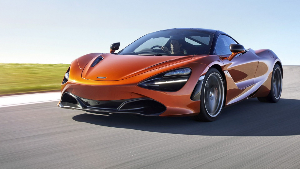 Спорткар MCLAREN 720s