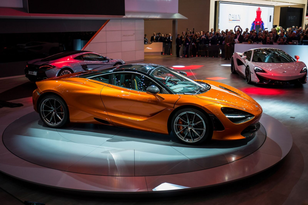 Maclaren 720s
