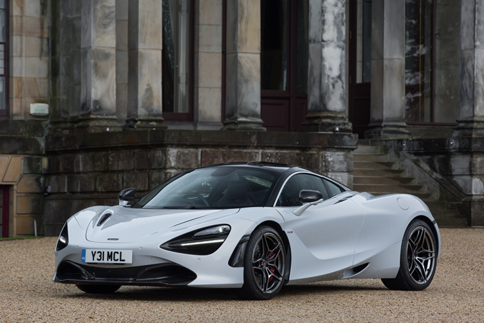 MCLAREN 720s серый
